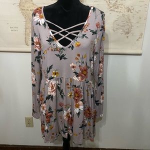 TORRID Size 1 — 14/16 Babydoll Long Sleeve Top